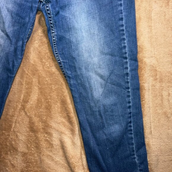 Arizona Jeans Women 9 Blue Denim Cut Off Slim Stretch Capris (P) - Picture 2 of 8